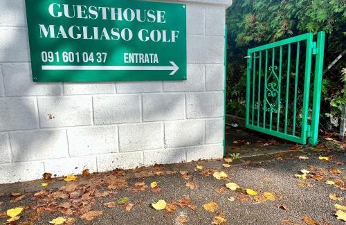 Magliaso Casa | GuestHouse Magliaso Golf Station by LR - self check in