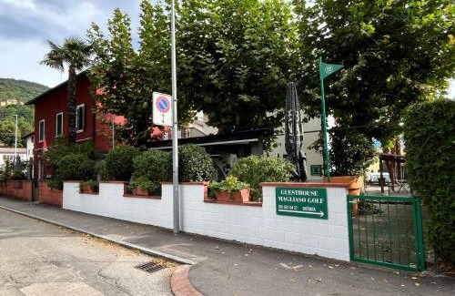 Magliaso Casa | GuestHouse Magliaso Golf Station by LR - self check in