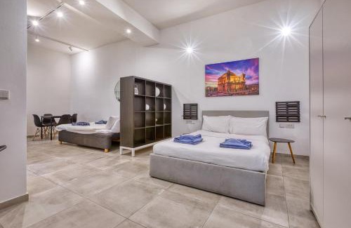 Cospicua Apartamento | Guesthouse near waterfront with shared sun terrace and jacuzzi, GOBLU