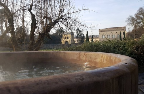 Arqua Petrarca Apartamento | Casa de huéspedes de un castillo con piscina climatizada