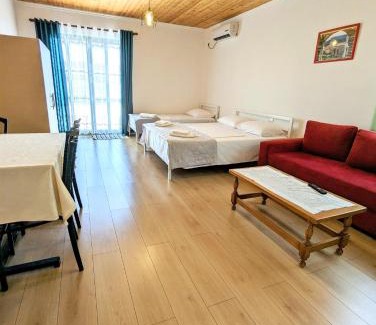 Lukove Casa | GuestHouse Panorama Nivice