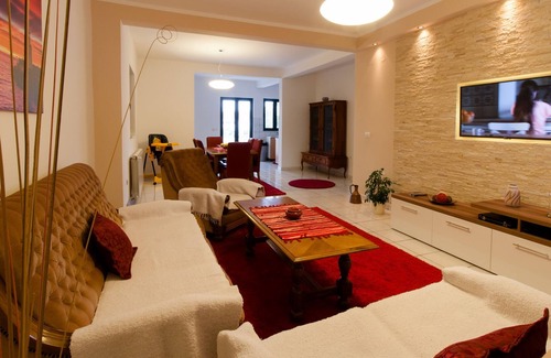 Gjerana Casa | Guesthouse Pasha