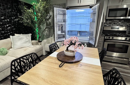 Colton Casa | Guesthouse— Private jacuzzi— Perfect Getaway