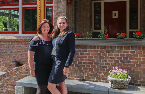 Emmen Casa | Guesthouse Villa Emmen