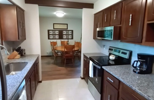 Winfield Casa | GUESTHOUSE w/ FARM FRESH FOOD OPTIONS!