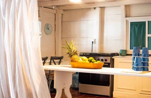 El Cuyo Casa | Guesthouse & Yoga Studio beachfront home: El Cuyo