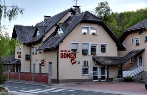 Smarjeske Toplice Casa | Guesthouse Zorko Gostilna Domen