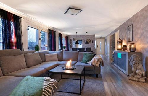 Pitea Apartamento | Guestly Homes - 4BR Corporate Villa