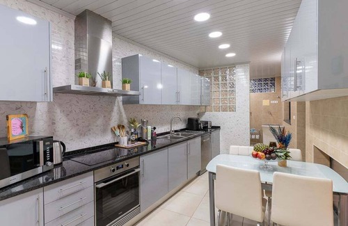 Machico Casa | GuestReady - Una hermosa casa en Machico