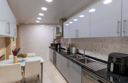 Machico Casa | GuestReady - Una hermosa casa en Machico