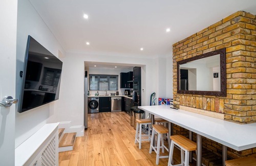 Southfield Casa | GuestReady - Ladrillos y Marina cerca de Chiswick Park