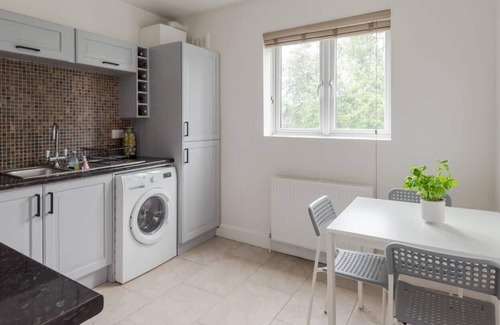 Brixton Hill Apartamento | GuestReady - Luminoso y espacioso piso de 1 dormitorio, Brixton
