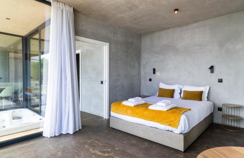 Sao Vicente Casa | GuestReady - Relax & Ride the Waves