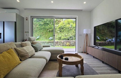 Ponta Delgada Casa | GuestReady - Seaview Villa with Private Pool