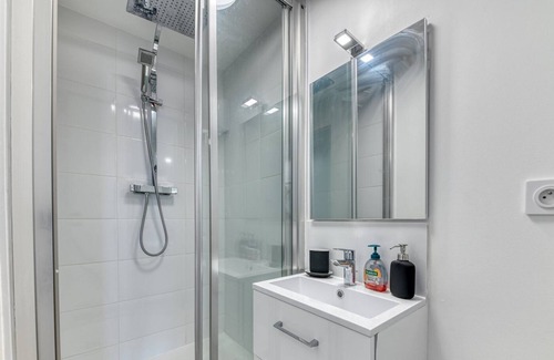 Saulaie - Claveliere Apartamento | GuestReady - Serenity blue in Oullins