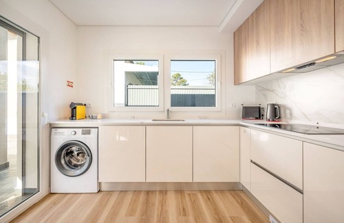 Charneca de Caparica e Sobreda Apartamento | GuestReady - Escondite en Almada