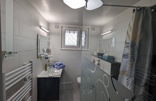 Bruyeres Cama Y Desayuno | Guestroom Bruyères, studio flat, 2 persons