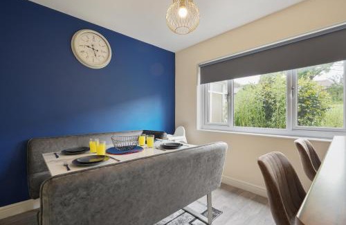 High Hazels Apartamento | Guests rated Exceptional 3 bed house, homely comforts , close to amenities and centre