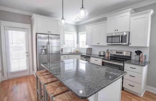 Spring Hill Casa | Guests Rave: Clean Duplex on Quiet Cul-de-Sac