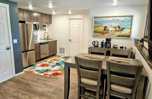 Missoula Apartamento | Guests Say: "METICULOUSLY CLEAN" and "ABSOLUTELY BEAUTIFUL!"