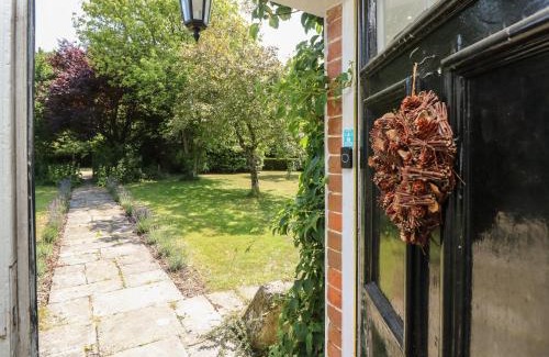 Ryde Casa | Guildford Farmhouse