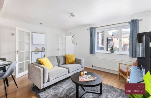 Guildford Apartamento | Guildford - Two Bed House
