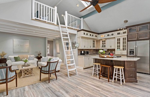 Guilford Cabaña | Guilford Carriage House at Granite Lodge!