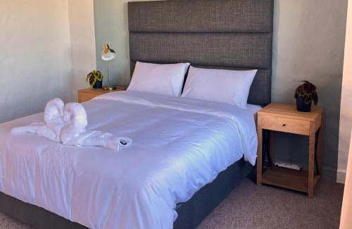Knysna Cama Y Desayuno | Guinea Fowl Lodge