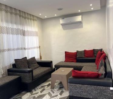 Al-Maghtas Chalet De Esquí | Guitar Villa جيتار فيلا