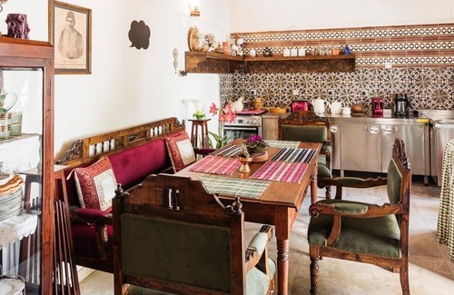 Yenisehir Cama Y Desayuno | GUL HANIM HOUSE HOTEL BOUTIQUE HABITACIÓN ROSE BLANCA en la ciudad amurallada de Nicosia