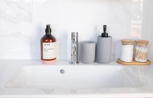 Brompton & Hans Town Apartamento | Gulaid House Knightsbridge by Bob W London