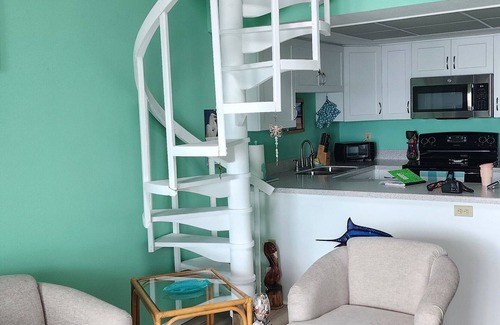 El Jobean Condominio | GULF ACCESS!!!! Come enjoy your stay at Myakka Retreat.