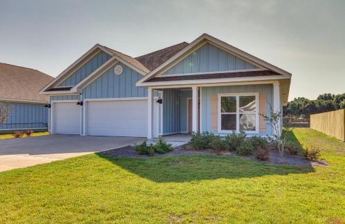 Gulf Breeze Casa | Gulf Breeze Home Rental 8 Mi to Pensacola Beach!