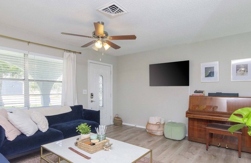Greater Pinellas Point Casa | Gulf Coast Oasis | 3 BR Home | Pool and Backyard
