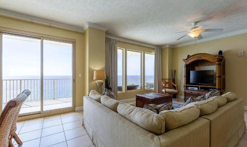 Thomas Drive Apartamento | Gulf Crest 2105B by Emerald Coast Retreats