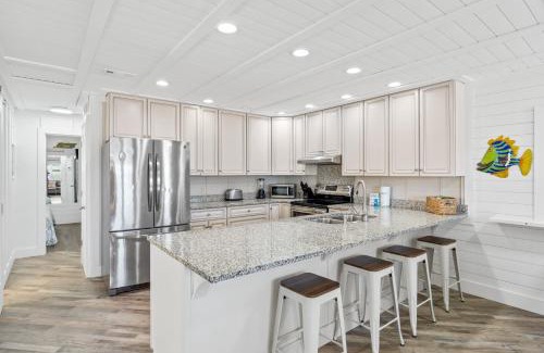 Biltmore Beach Casa | Gulf Friend By Book That Condo