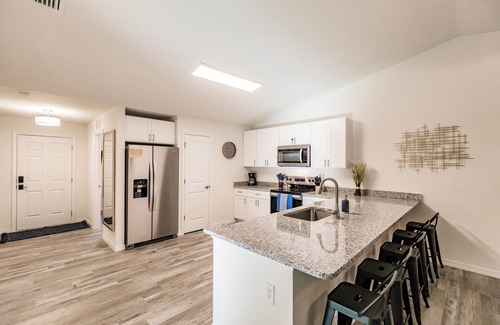 Port Charlotte Casa | Gulf Getaway Duplex:Peaceful Retreat w/Heated Pool