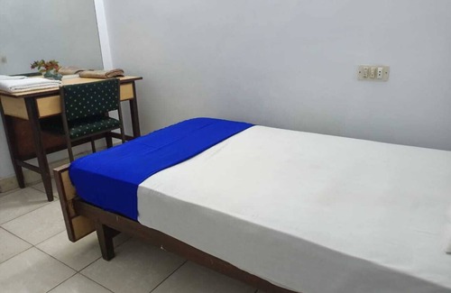 Saddar Town Hotel | Gulf Hotel