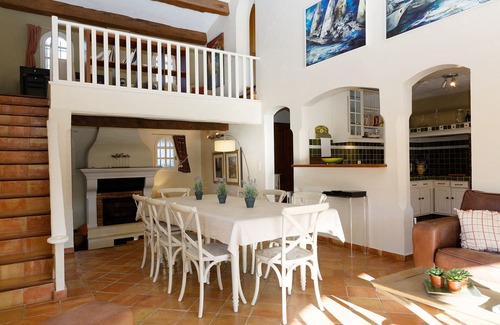Preconil Villa | Riviera hermosa villa privada, piscina climatizada Golfo de St Tropez francés y aire acondicionado