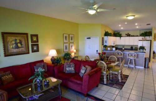 Indian Shores Apartamento | Gulf Retreat 2: Magnificent Water Views, Steps to Beach, None Cleaner, None Nicer!