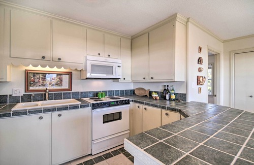 Surf Side Shores Casa | Gulf Shores Rental w/ Large Porch - Walk to Beach