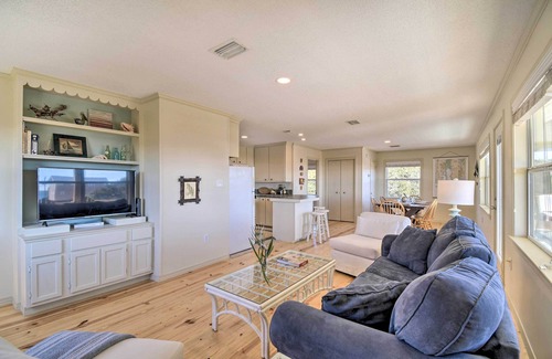 Surf Side Shores Casa | Gulf Shores Rental w/ Large Porch - Walk to Beach