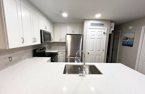 Avalon Beach Estates Condominio | GULF VIEWS, SLEEPS 8, BEACH SERVICE INC!