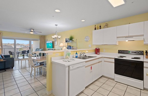 Avalon Beach Estates Condominio | BAHAMA BREEZE. 3 dormitorios, 2 baños. Espacioso. ¡Mascota amigable! Maravilla 1411.