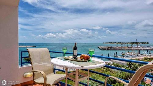 Truman Annex Apartamento | Gulfside Vistas by Last Key Realty