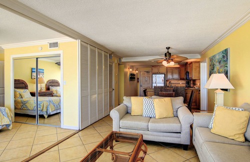 Corpus Christi Condominio | Gulfstream Condos Double Unit | 2 Adjoining Beachfront Top-Floor Units