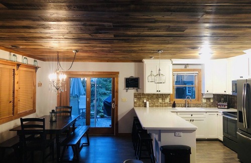 Nisswa Casa | ¡Kayak al centro de Nisswa, belleza en la cadena de lago Gull! Perfecto para familias.