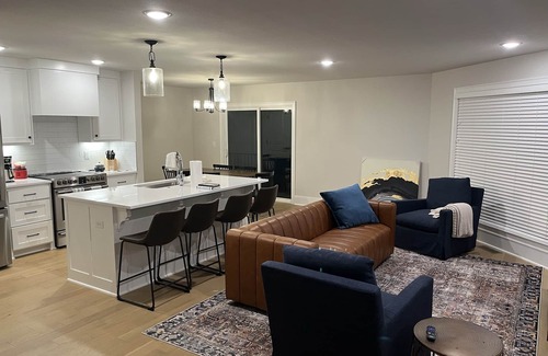 Fayetteville Casa | Gulley Grove Game Day - 10 minute drive to U of A/Downtown 3 beds ~ 2.5 baths