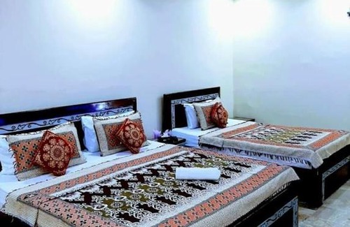 Gulshan-E-Jamal Hotel | Gulshan E Jamal Guest House