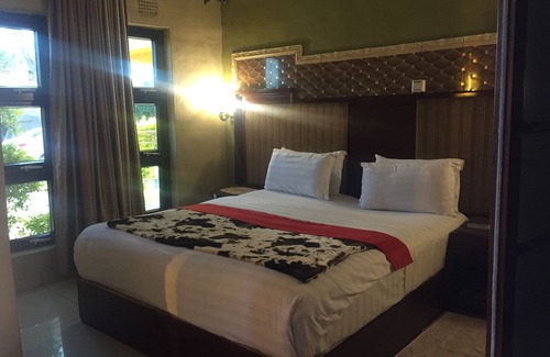 Gumare Cabina | Gumare Executive Lodge